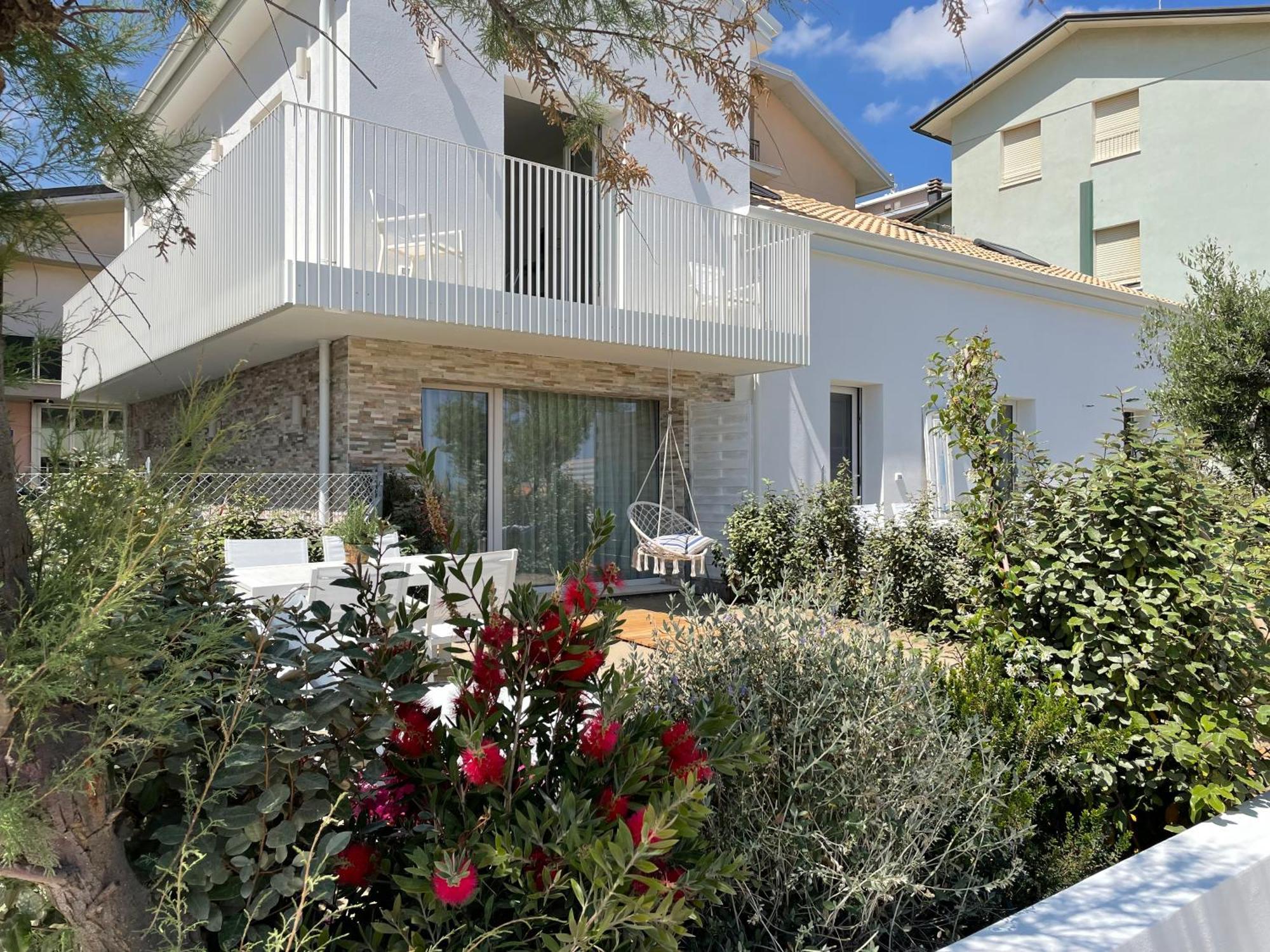 Villa Le Agavi Luxory Beach Surfhouse Bellaria-Igea Marina Exterior photo